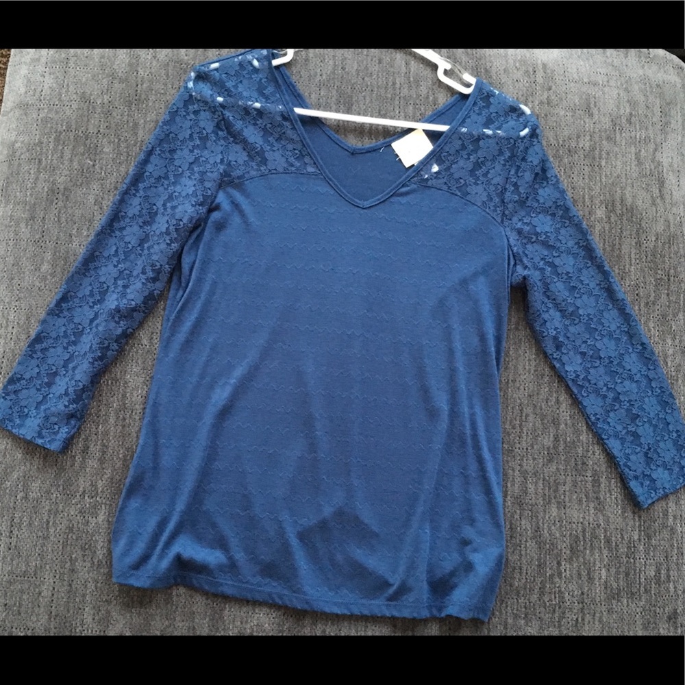 Lace top